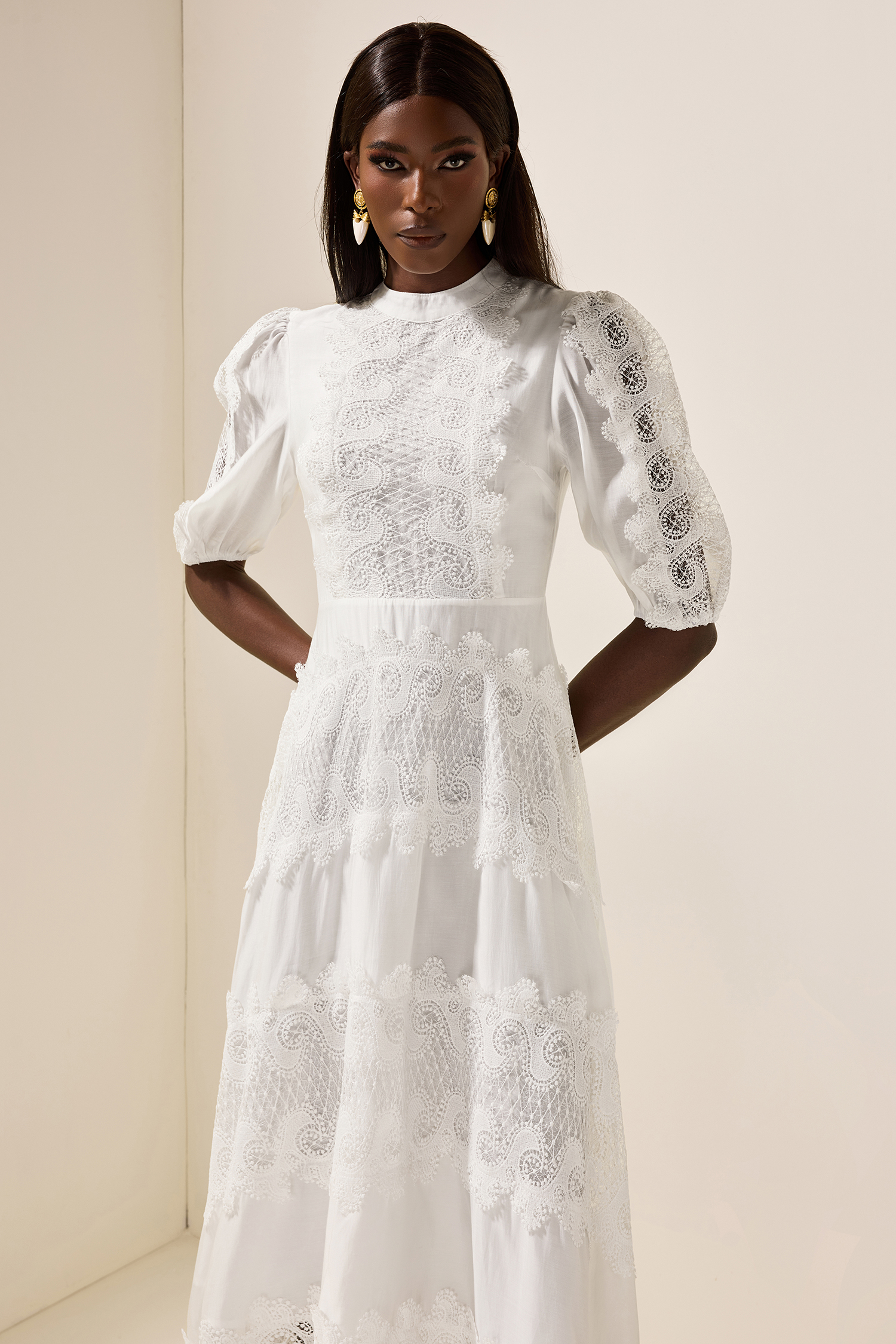 Round Neck Lace Puff Sleeve Midi Dress