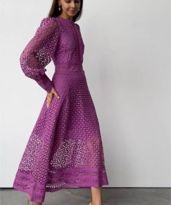 Solid Lace Lantern Sleeve Midi Dress