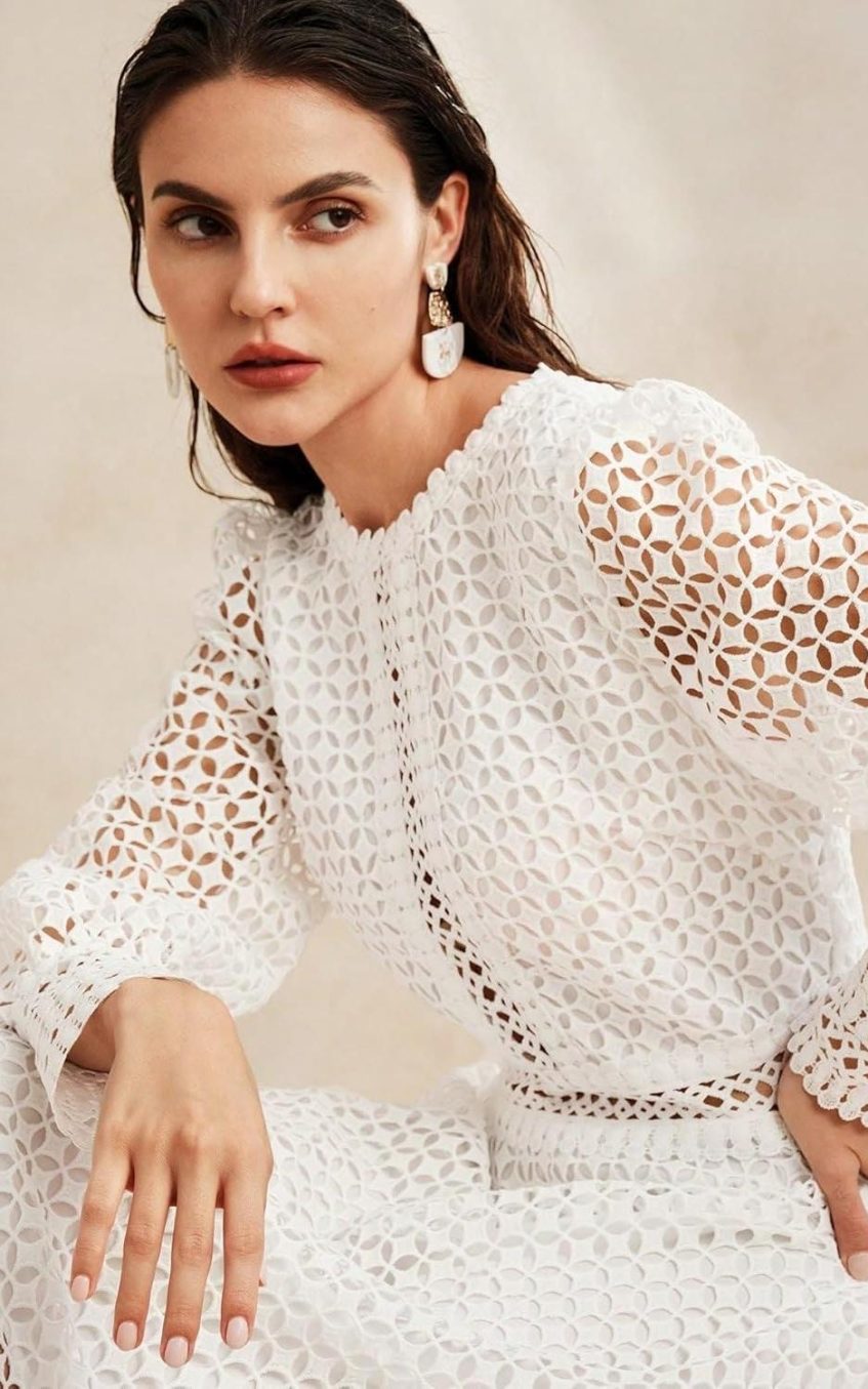 Solid Lace Lantern Sleeve Midi Dress
